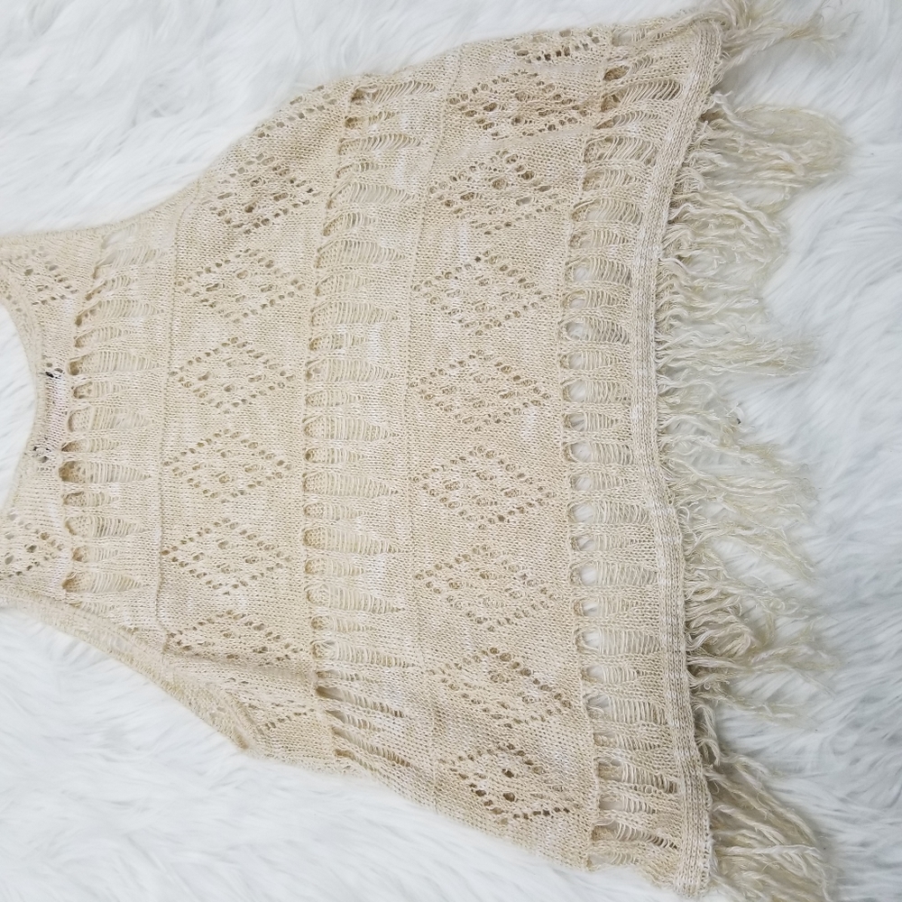 Embroidered Sleeveless Blouse, Cream Color Size M. - Picture 8 of 10